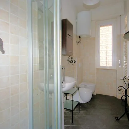 Vittorio Veneto 9 Apartment *