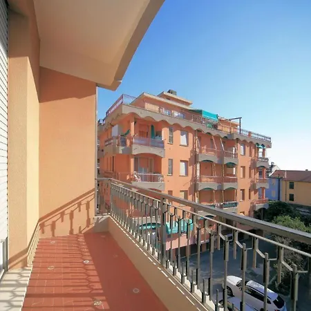 Vittorio Veneto 9 Appartement Borghetto Santo Spirito